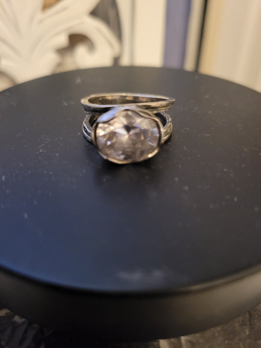 Silver diamong ring
